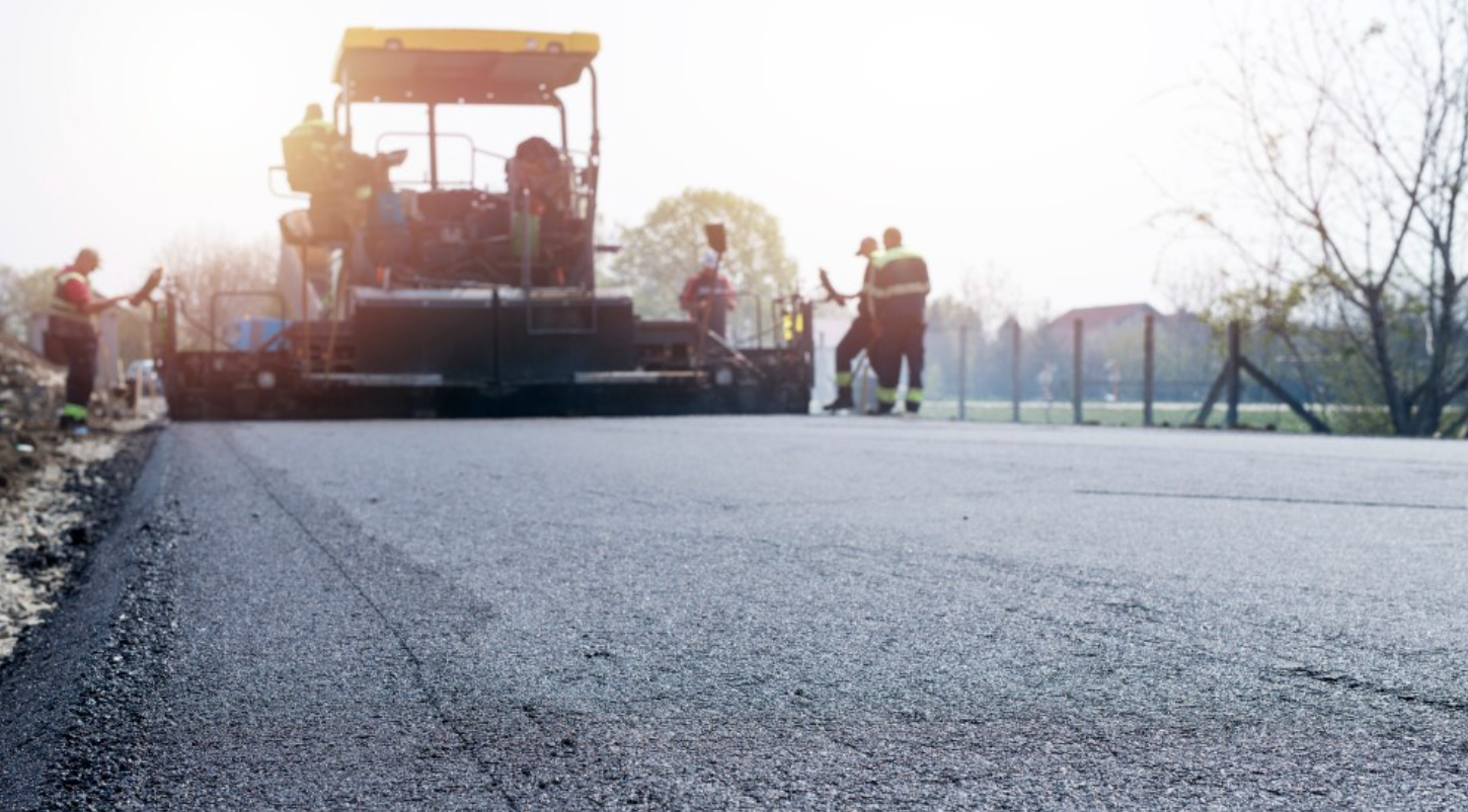 伊朗，沥青生产与出口的巨头：战略优势与机遇